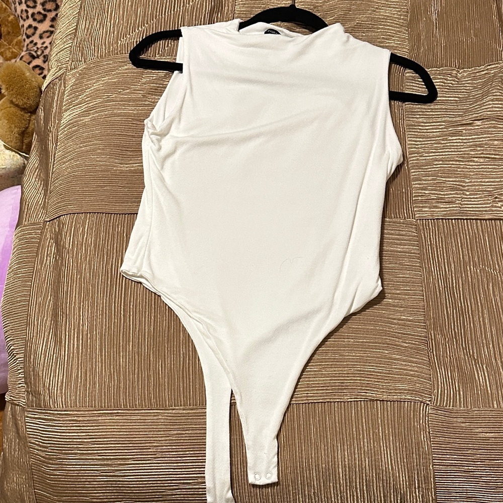 NWOT Naked Wardrobe White Bodysuit